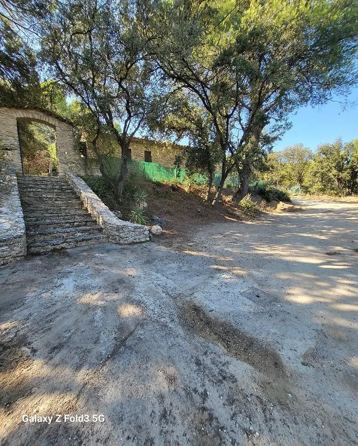 Maison Au Coeur De La Colline Cavaillon 0*,